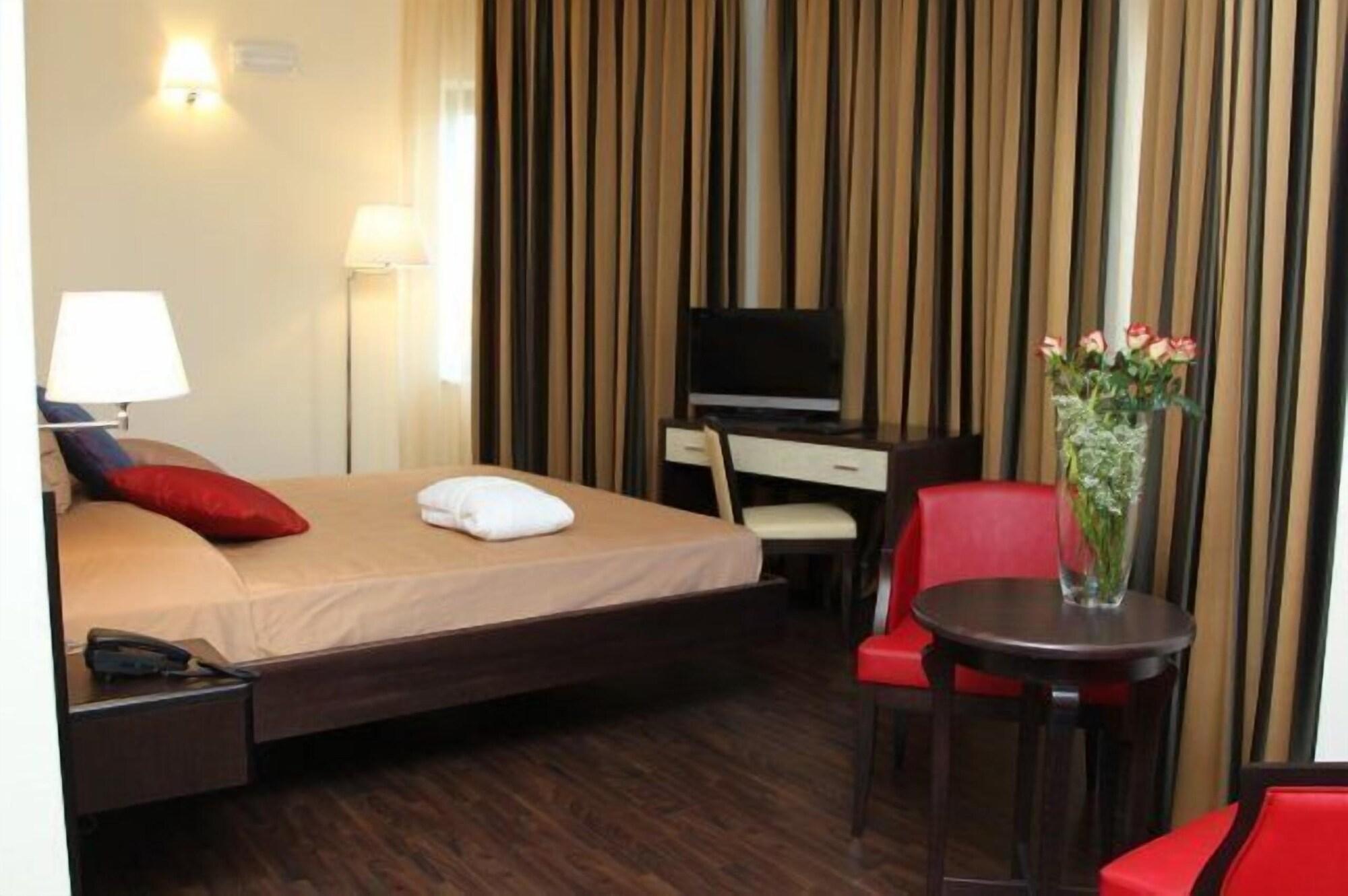 Gullo Hotel Acconia Ngoại thất bức ảnh